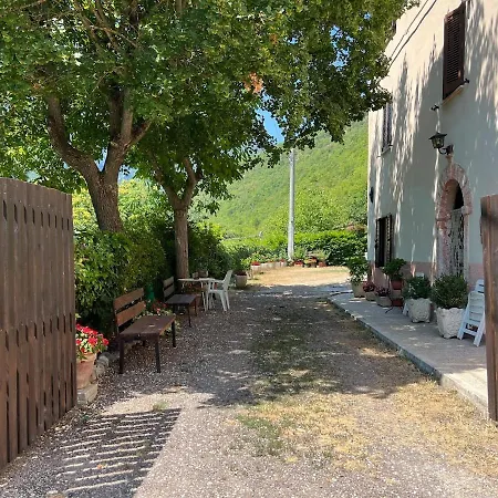 La Finestra Sul Cucco Apartment *
